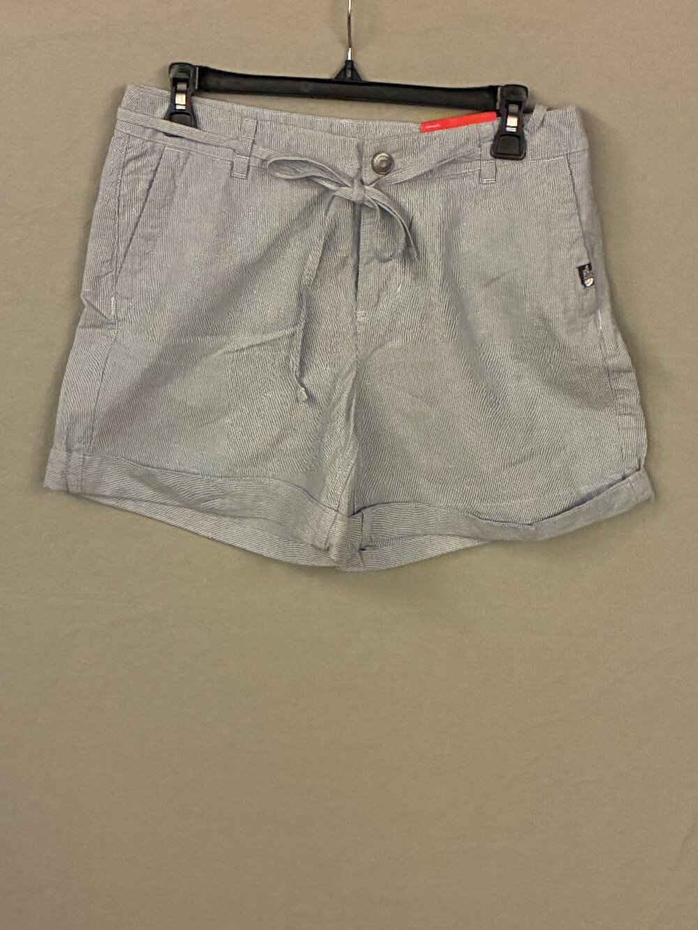 NEW The North Face Shorts Women 4 Blue White Stripe Linen Cotton Blend Pockets